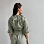lanovy-crop-top-Aphrodite-s-puff-ramenami